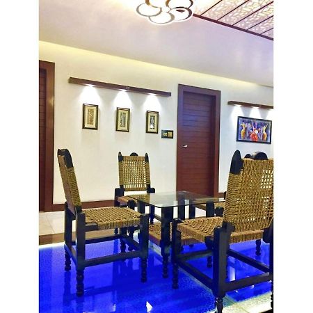 Hotel The Royal, Sehore Buitenkant foto